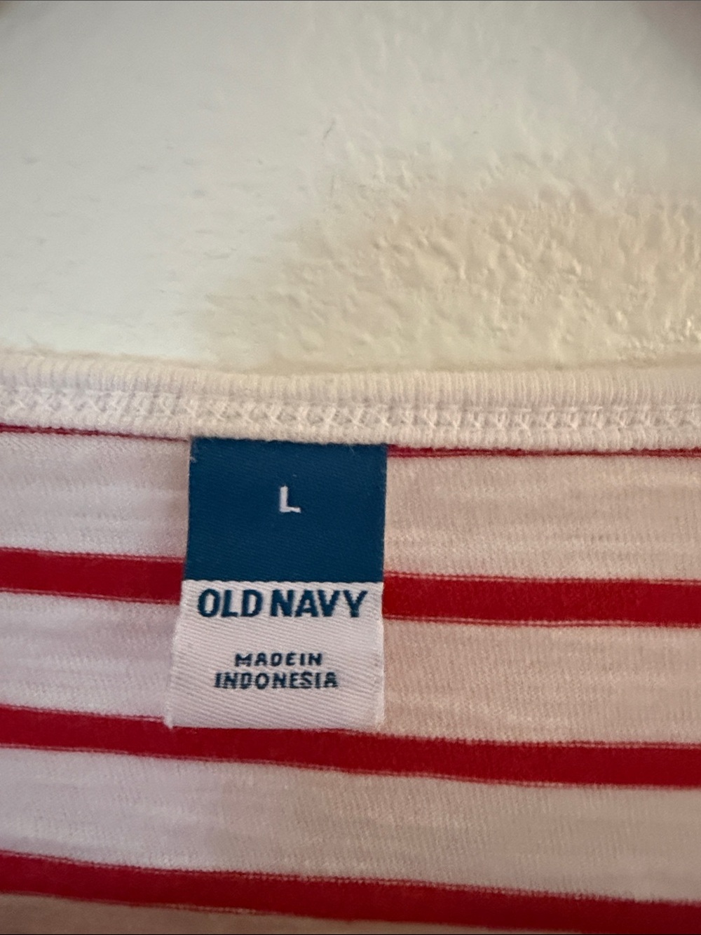 Old Navy White and Red Striped V-Neck Button Front Top - Picture 3 of 4